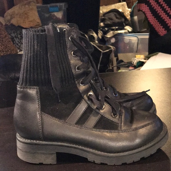 Combat Boots - Picture 2 of 4